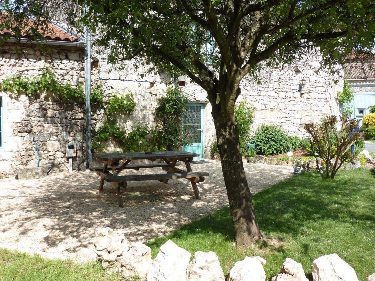 مبيت وإفطار Saint-Leon-d'Issigeac Chez Beatrice Et Gerard المظهر الخارجي الصورة